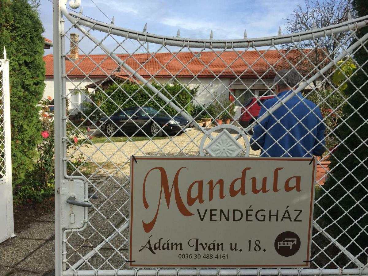 维斯普雷姆 Mandula Haz酒店 外观 照片